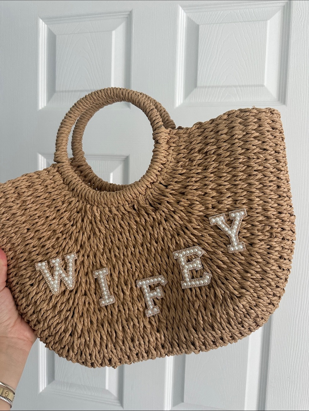 Wifey Pearl Letter Straw Tote
